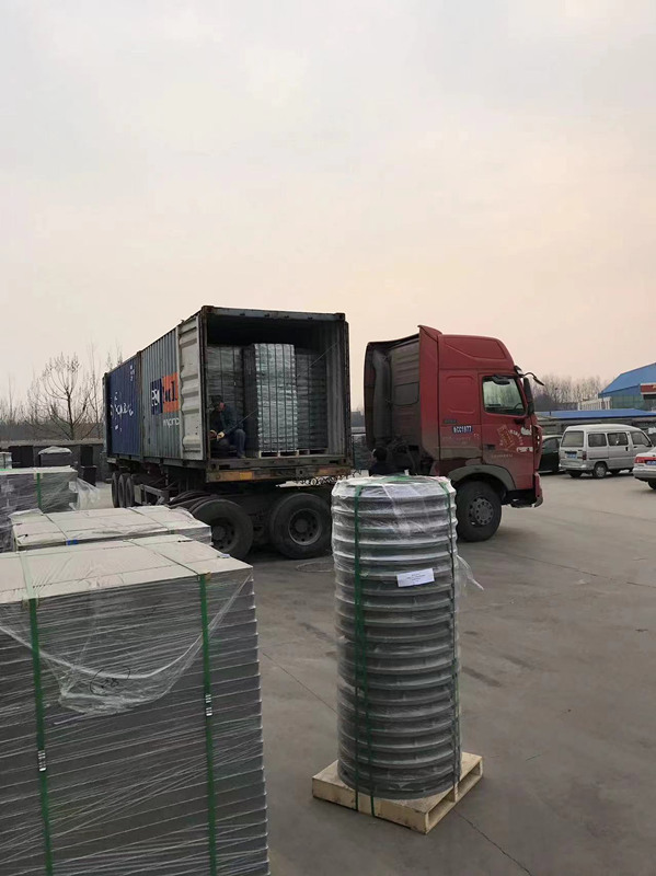 Hebei Tengjun FRP Co., Ltd. introduceert hoogwaardige FRP-putdeksels, die de verkeersveiligheid in de stad garanderen